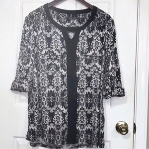 New Directions Woman 2X Tunic Blouse Black White Gray Ikat Tribal Print
